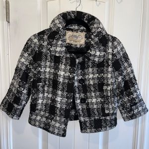 Emmelee Black & White Wool polyester blend Cropped Blazer/jacket/cardigan